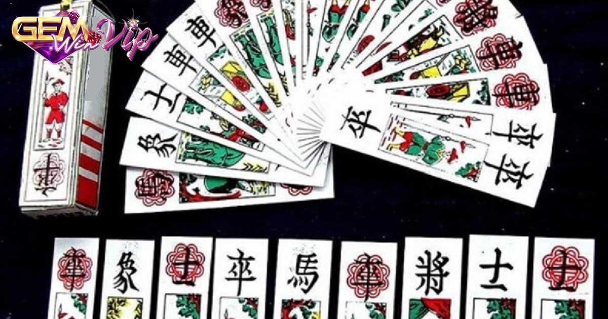 Bài tam cúc là gì?